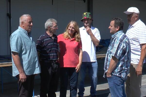 Bolje gazda u selu, nego raditi kod drugog u Beogradu: Dragan se vratio u selo i počeo da masno zarađuje! (FOTO)