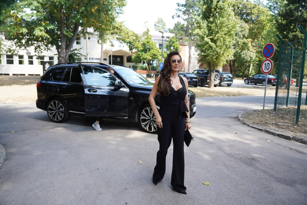 Ceca je oduševila stajlingom sve prisutne