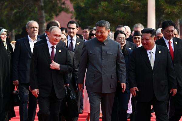 "CRNA TROJKA" U KADRU IZ NOĆNE MORE EVROPE! Ovo je Si Đinping sanjao, a u svetu može da izazove TEKTONSKI POTRES!