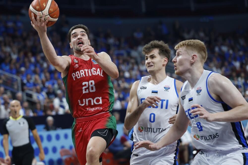 Portugal bez najboljeg u finišu utakmice preko Estonije do istorijskog plasmana u osminu finala (Video)