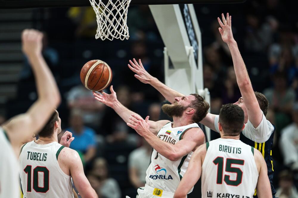Litvanija pobedila Švedsku, ali teško da će slaviti trijumf (Video/Foto)