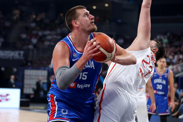 Nekadašnji saigrač Nikole Jokića izabrao ostanak u NBA ispred Partizana (Foto)