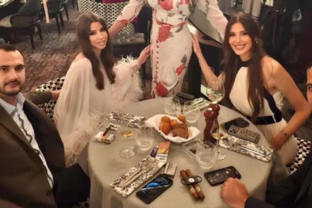 DVOJICA PUŠE TOMPUSE, A PORED NJIH DVE BOGINJE! O fotki bruji cela Srbija, znate li ko je na njoj?