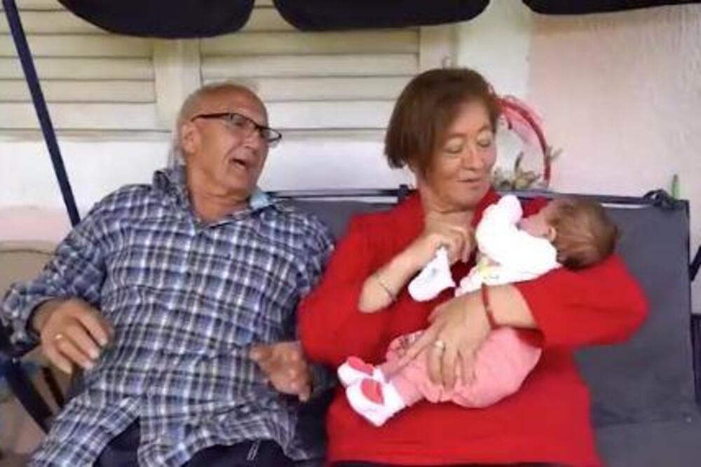 Sonja i Marko dobili ćerku kad su se najmanje nadali: To su hteli celog života, a ljudi ih OSUĐUJU zbog...