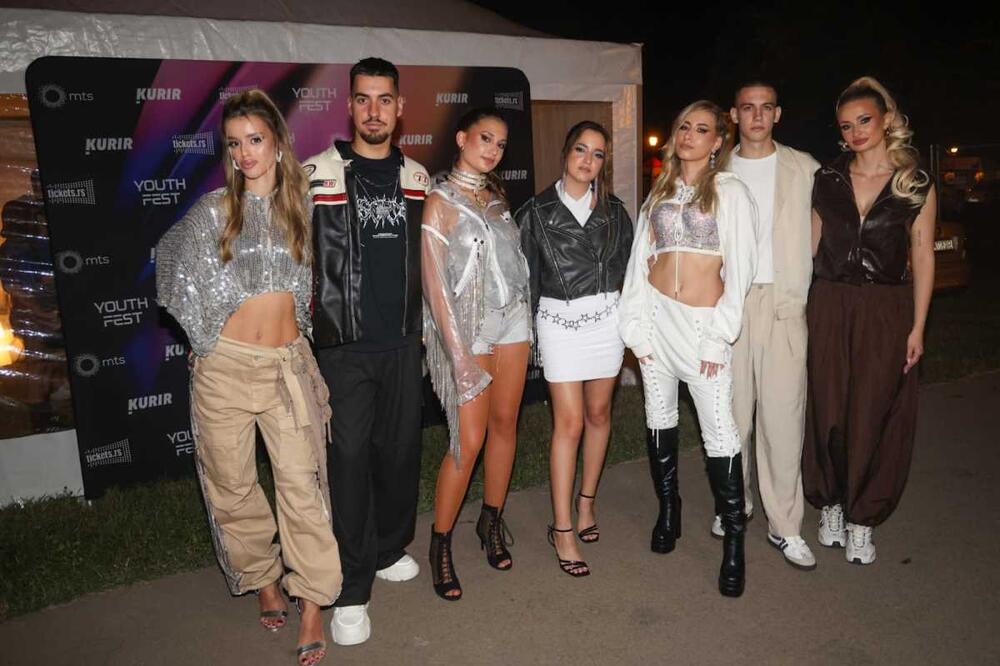 PRVO VEČE U ZNAKU ZVEZDA DEVEDESETIH! Spektakularno otvaranje trodnevnog finala karavana Youth festa