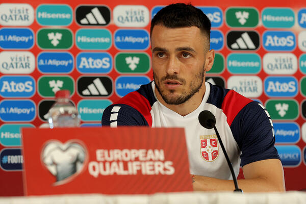 "Moramo da verujemo u pobedu i budemo strpljivi..." Filip Kostić pred Letoniju poslao poruku i košarkašima Srbije