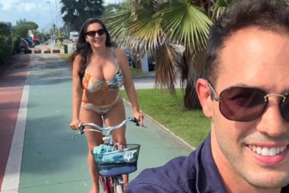 "JOJ, ŠTO NISAM SEDIŠTE!" Prsata brineta vozi bicikl u bikiniju - prizor nije za srčane bolesnike, KIPI NA SNIMKU