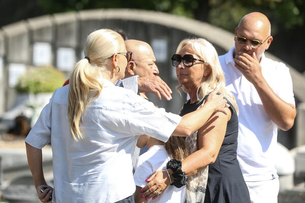 Porodica Šabana Šaulića rasplakala celu naciju: Objavljeni do sada neviđeni momenti iz života legendarnog pevača