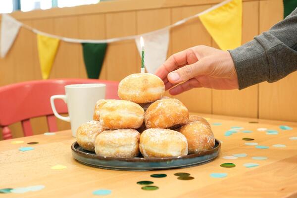 Neodoljive krofne bez kvasca: Tamanićete ih, a spremaju se za manje od pola sata, mekane su i vazdušaste