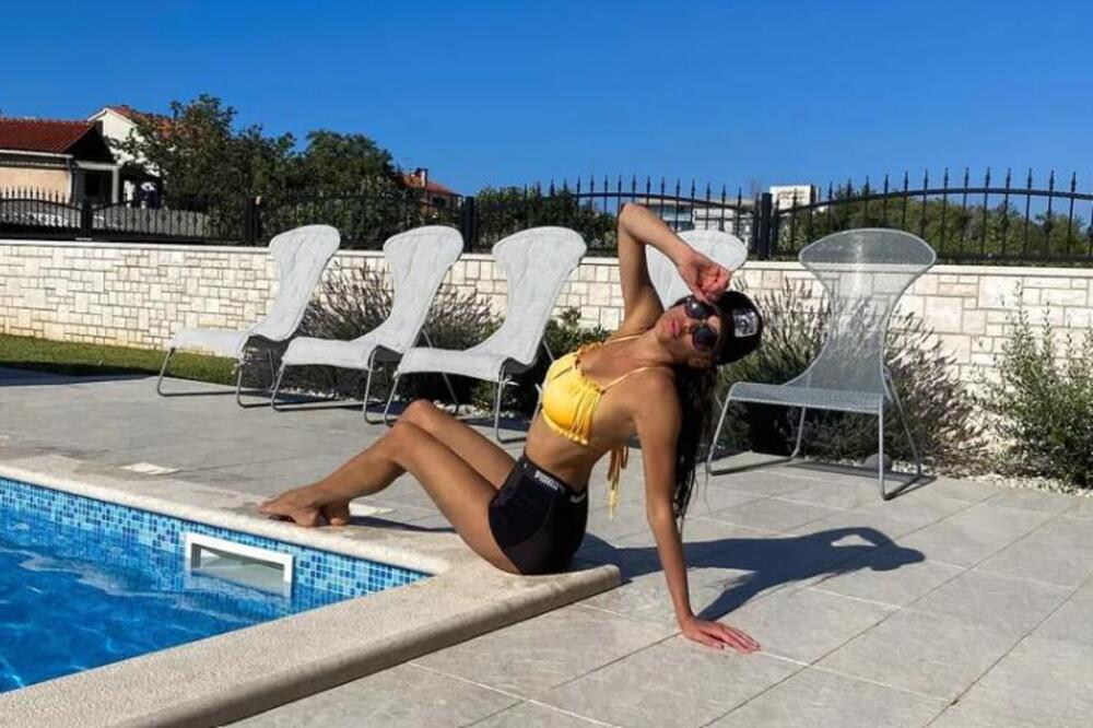 Evo ko je zapravo 19 godina mlađa supruga slovenskog premijera! Istina isplivala u javnost, po ovome je svi znaju!