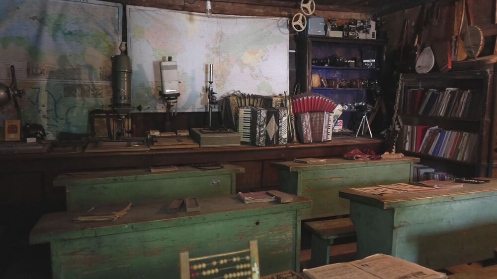 Zlakusa, Seoska škola