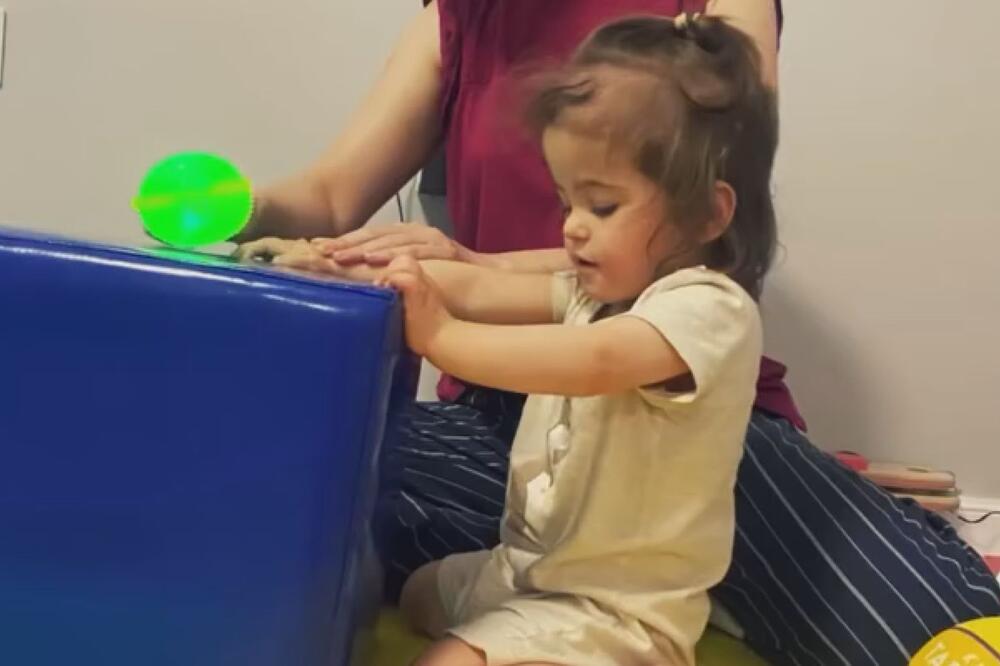 Dok su lekari brinuli da li će preživeti, Maša je pokazala da je pravi mali borac: Sada joj je potrebna naša pomoć