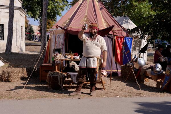 Srednjovekovni festival "Beli orlovi" na "Beogradskom letu": Duh prošlosti dočaran kroz brojne sadržaje
