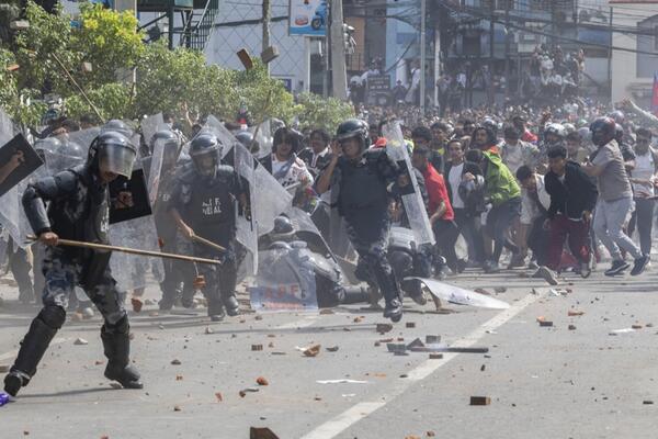 Vojska prekinula policijski čas! Nepal potpuno opustošen, i dalje se ne zna ko će upravljati državom nakom protesta