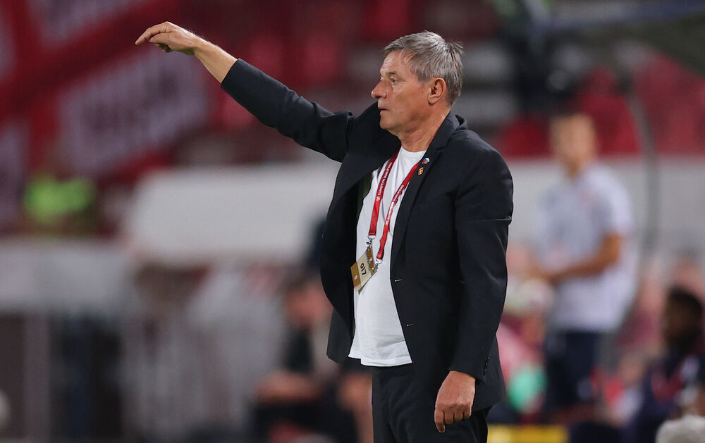 Dragan Stojković Piksi na utakmici Srbije i Engleske