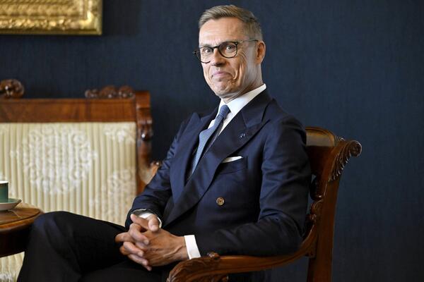 Finski predsednik stigao u Kijev sa suprugom! Otkriveni detalji sastanka sa Zelenskim!