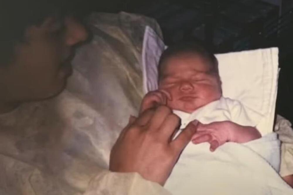 PRIČA JE DA SE NAJEŽIŠ! Porodila se sa 18 godina i više sina nije videla: Nakon 33 godina saznala ŠOKANTNU ISTNU