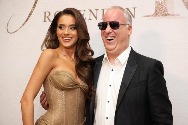 KO JE ZAPRAVO TARA MATIĆ? Večeras cela Srbija bruji o njoj - lepotom zasenila sve, a tek joj 18 godina - BOGINJA