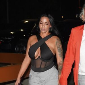 MACA OŽENIO 20 GODINA MLAĐU, PA SVE ŠOKIRAO IZJAVOM: Evo zašto NIKAD ne slave NOVU GODINU!