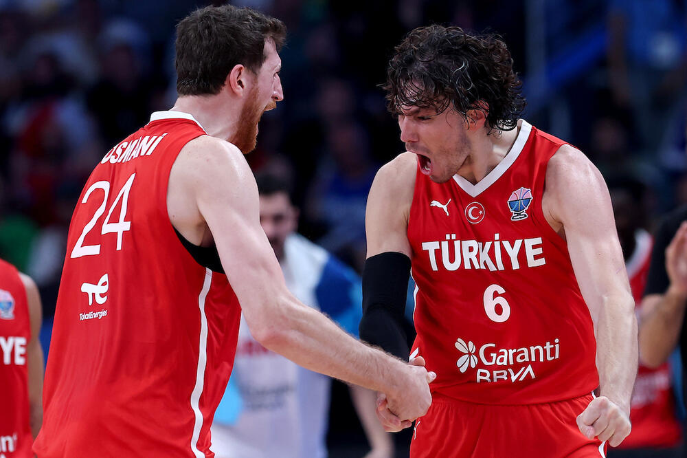 Turska pregazila Grčku i zakazala finale protiv svetskog šampiona za evropsku krunu (Video/Foto)