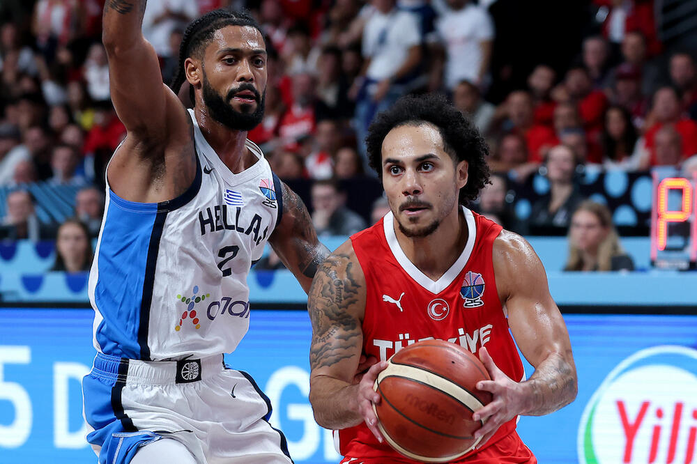 Bivši košarkaš Crvene zvezde se oglasio posle Larkinovih reči da je najbolji u istoriji Evrolige (Foto)