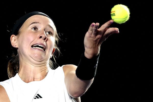 Iva Jović na korak do istorijske titule (Foto)