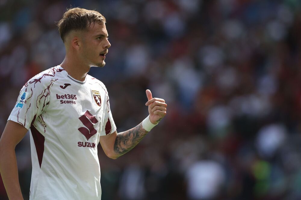 Ivan Ilić na utakmici Rome i Torina