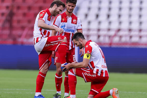 Zvezda brojala do sedam protiv Železničara: Het-trik Kataija za poluvreme, crveno-beli nemilosrdni pred derbi!