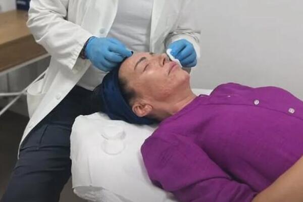 IZOBLIČILA SE, PA HOĆE PO JOŠ! Šijanova udovica otišla kod plastičara, tek sad je niko ne može prepoznati