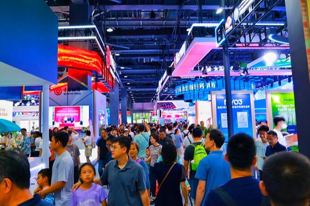 Kineski sajam usluga 2025. završen sa preko 900 sporazuma, naglašavajući digitalne inovacije