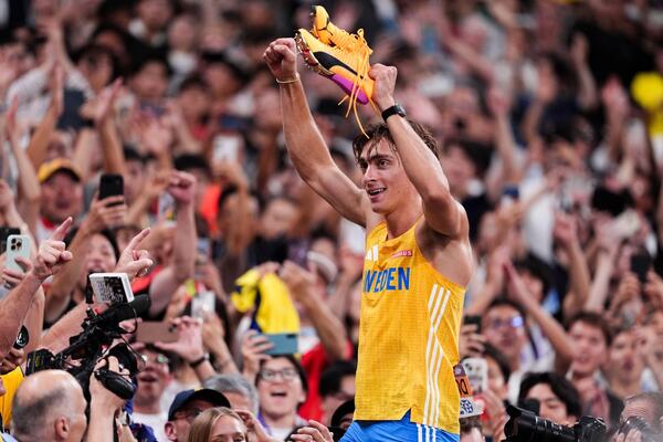 GOAT: Duplantis ponovo oborio svetski rekord i osvojio zlato!