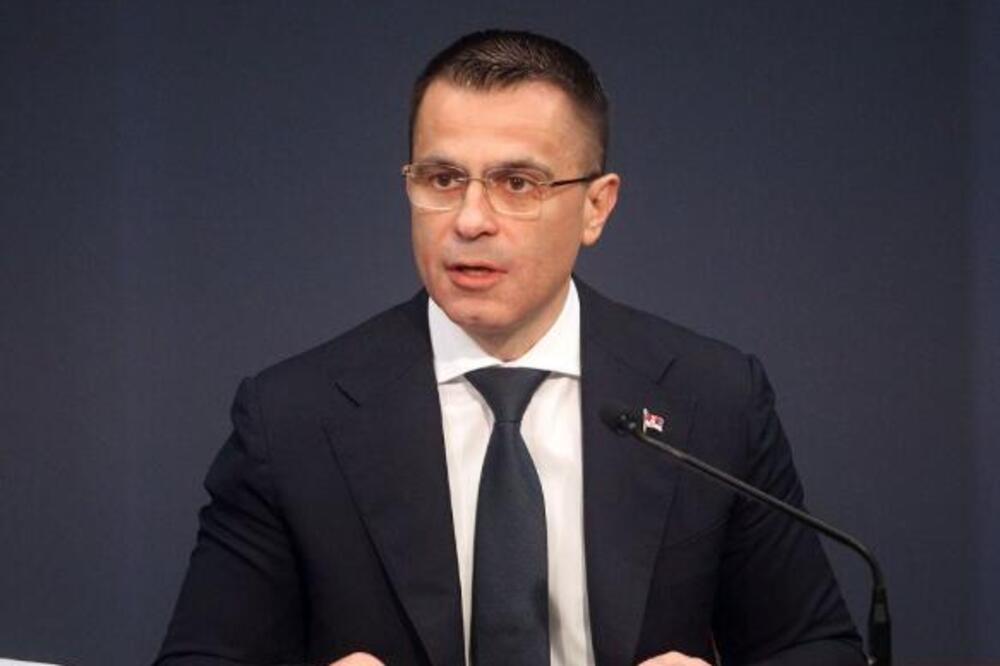 MINISTRU MILIĆEVIĆU POZLILO Drama u Grčkoj: Hitno je primljen u bolnicu!