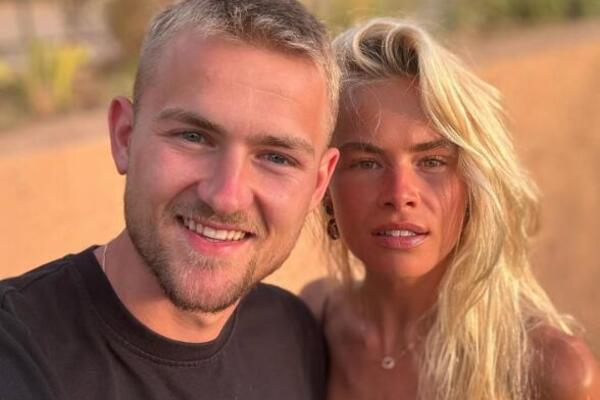 RAZVODI SE POZNATI FUDBALER! Otkazao godišnjicu, OBRISAO sve SLIKE, a razlog je baš BIZARAN