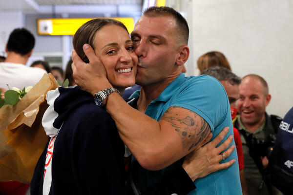 Kada se Maja Ognjenović pojavila jedan detalj nije promakao apsolutno nikome: Priznala da joj je on najjači oslonac