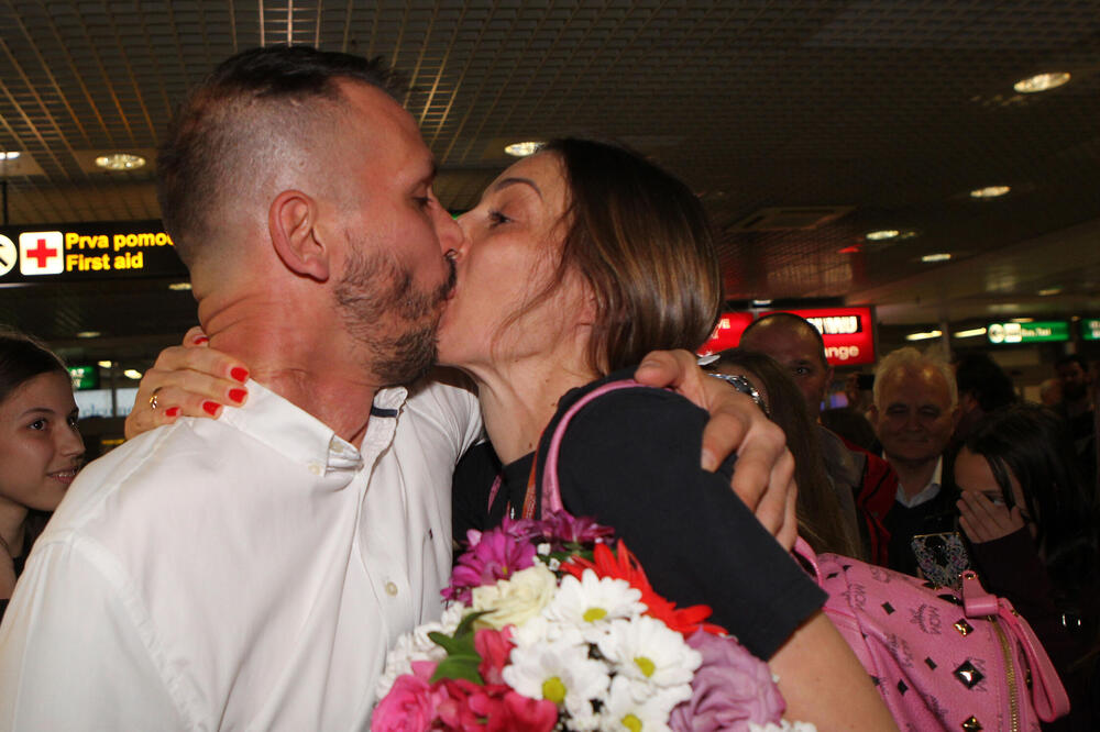 Ovaj detalj promakao je apsolutno svima: Nema trika da pogodite koliko je Dača stariji od Maja Ognjenović