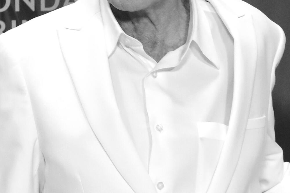 KO ĆE NASLEDITI MILIONE? Čovek se nije ni ohladio, a već se šuška svašta o nasledstvu MOĆNIKA - OSTAVIO BAŠ MNOGO