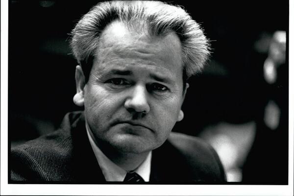 JEZIVO! Slobodanu Miloševiću su IZVADILI MOZAK PRE SAHRANE Horor priča: Evo zašto mu deca nikada nisu DOŠLA NA GROB