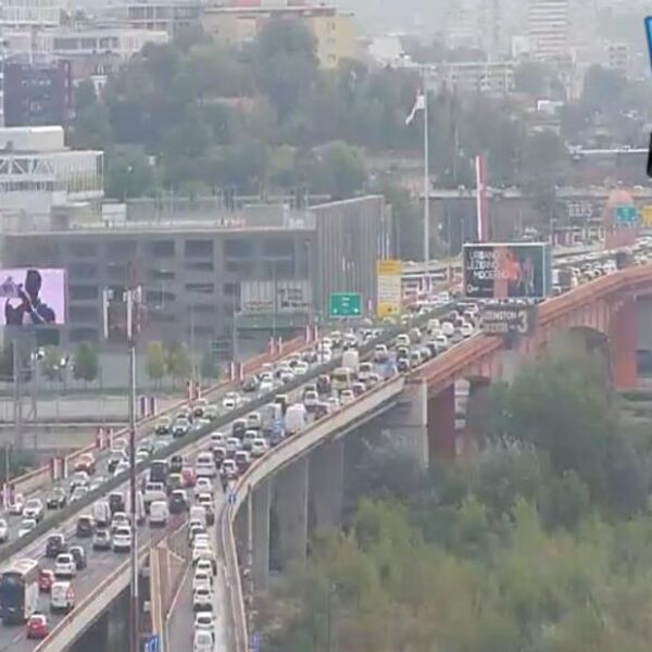 Neviđene gužve i ovog jutra u Beogradu! Na ovoj DEONICI nema igla gde da padne, VOZILA STOJE U MESTU (FOTO)