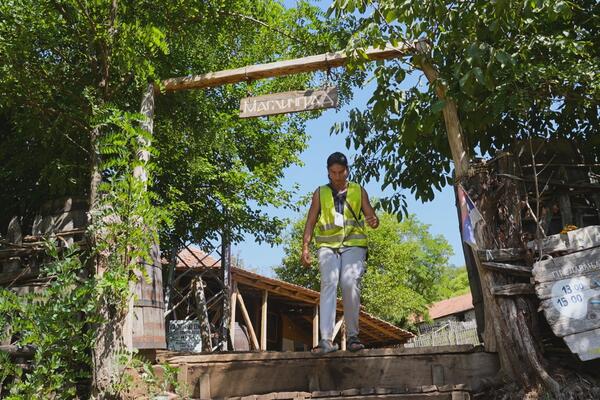 Nikola je Kolumbijac srpskog porekla, došao u zemlju svog oca i radi kao SKELEDŽIJA na Ibru: Evo šta kaže o Srbima