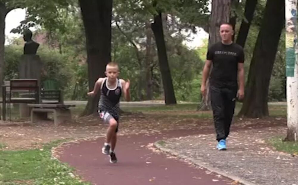 Viktor, osmogodišnji atletičar
