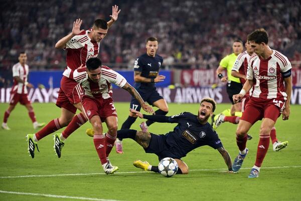 Olimpijakos kao Zvezda: Pafos odoleo crveno-belima sa igračem manje!