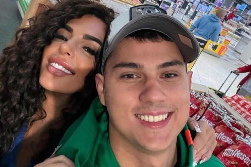 Ena i Jovana napustili Srbiju: Čolićeva je danas druga žena, ljudi ne mogu da je se nagledaju, na ovo je ponosna