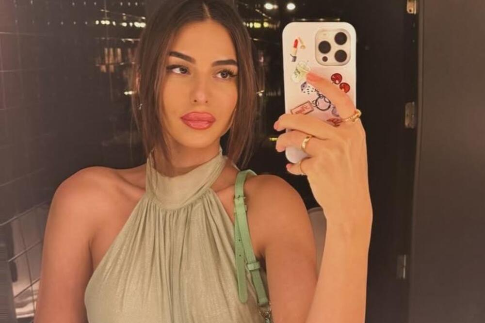 Nije čudo što je pola zemlje zaljubljeno u nju: Helanke uske samo što ne puknu, pokazala telo koje vredi milione