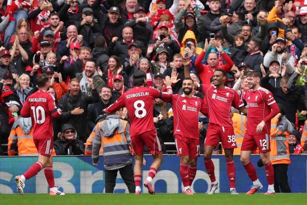 Liverpul je crven! Rajan Gravenberh za pola sata rešio Mersisajd derbi i srušio Everton na Enfildu