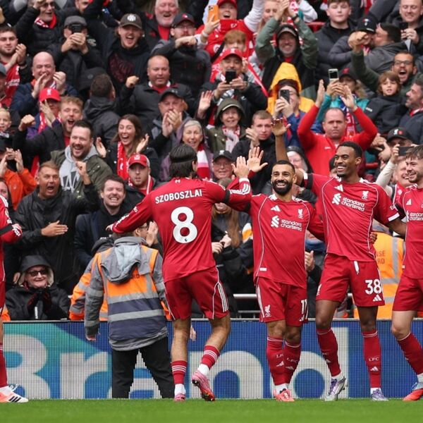 Liverpul je crven! Rajan Gravenberh za pola sata rešio Mersisajd derbi i srušio Everton na Enfildu