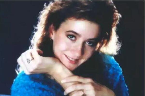 Studentkinja (19) krenula biciklom i nikad se nije vratila! Deset meseci kasnije pronađena FOTKA koja UTERUJE JEZU