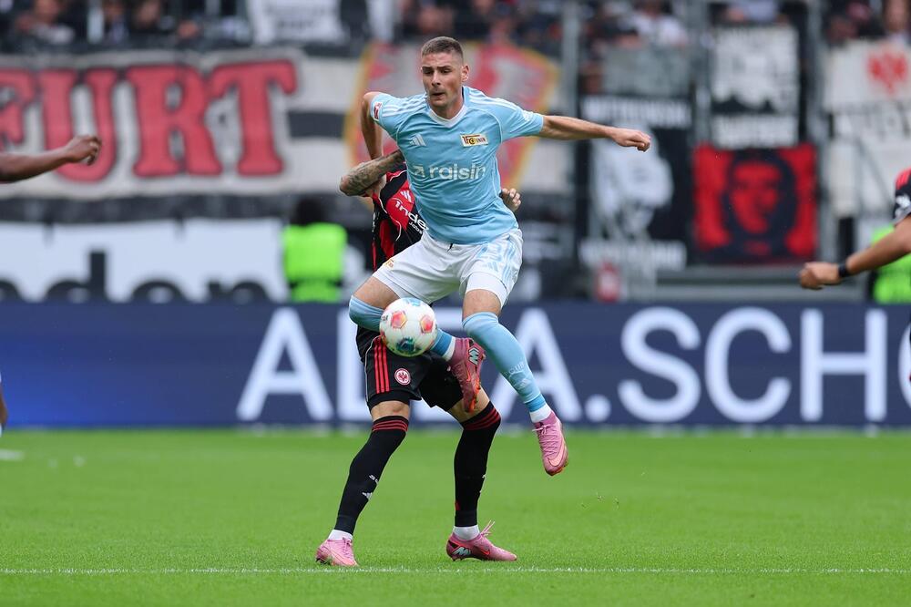 Het-trik asistencija Andreja Ilića u rušenju tima koji igra u Ligi šampiona!