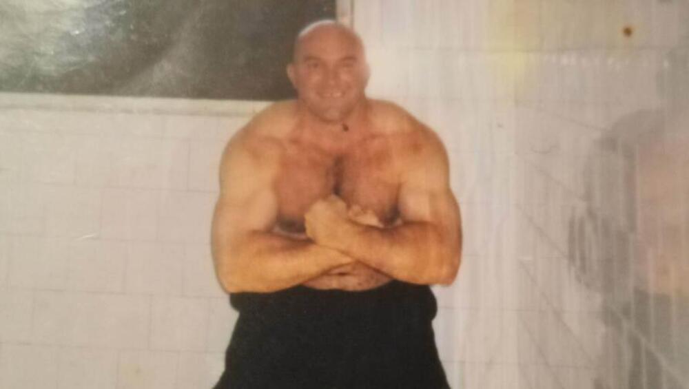 "TU ĆE DA TE UBIJU" Njega se ceo SVET PLAŠIO, BRATA MU LIKVIDIRALI, a kad je SAZNAO U ZATVORU JE...