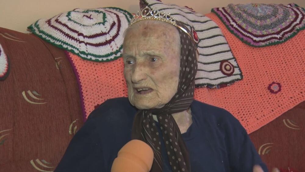 BAKA RADMILA UMRLA PAR MESECI NAKON 100. ROĐENDANA: Važila je za najbogatiju Užičanku, a evo kako je govorila