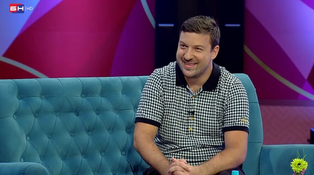 Miloš Dojčinović, Nedeljno popodne